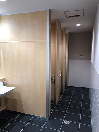 トイレブース